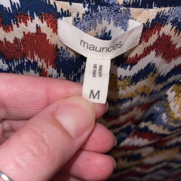 Maurices cuff sleeve, zip front blouse. - Picture 2 of 2